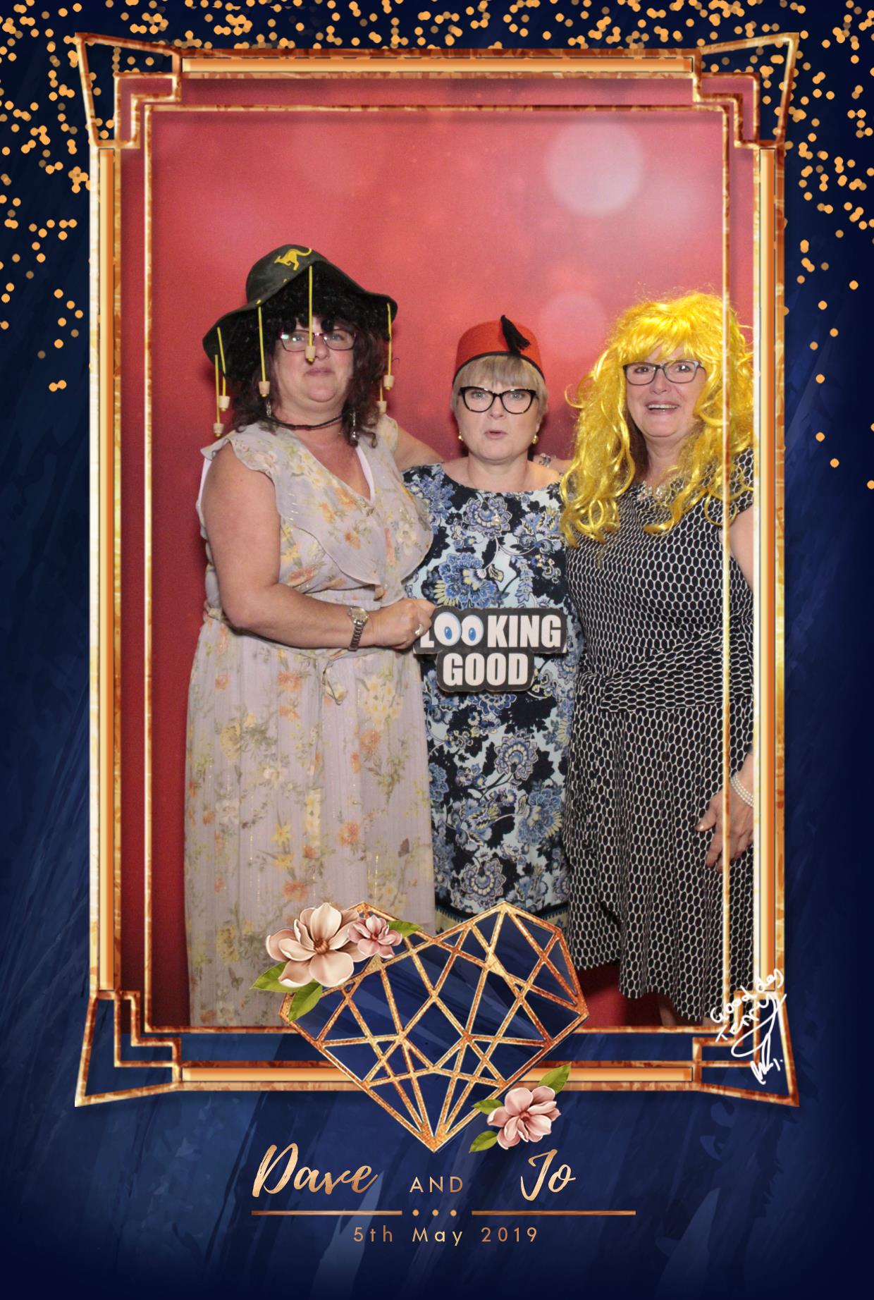 Dave and Jo's Wedding | View more photos from the event at gallery.myphotoboothexperience.co.uk/u/MyPhotoBoothExperienceLtd/Dave-and-Jos-Wedding